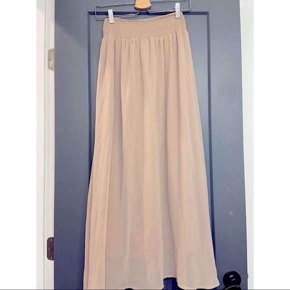 Brand New - Blue Bird Long Flowy Skirt - Small - Beige/Tan - Picture 2 of 3